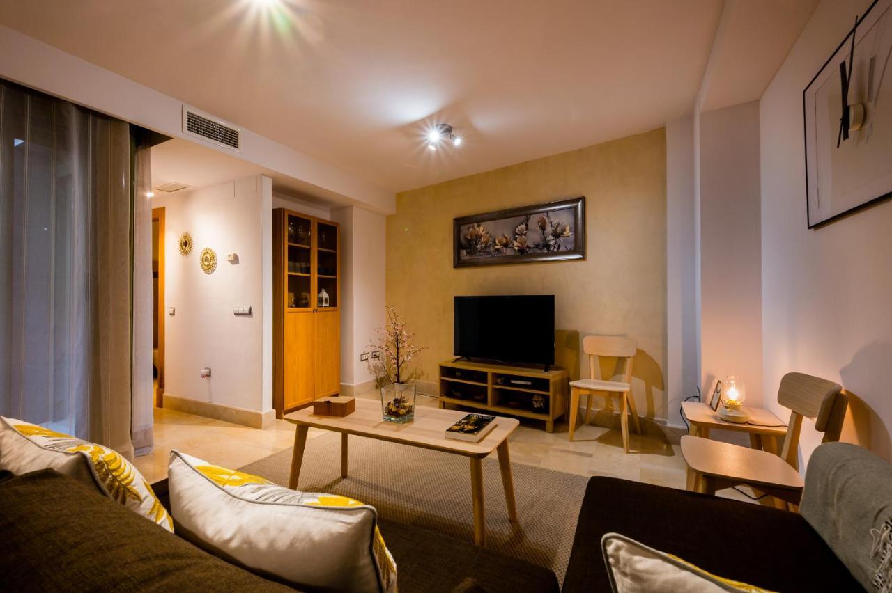 Azofaifo Donkey Apartment Sevilla Exterior foto